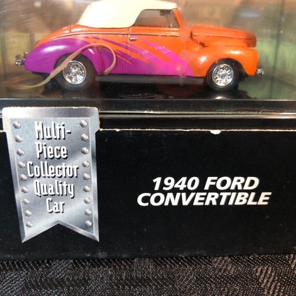 Vintage 1998 Hot Wheels Collectibles 1/64 Diecast Orange 1940 Ford Convertible - Picture 2 of 7